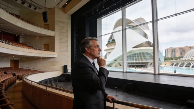 Valencia decides not to hold a new competition for the head of the opera theatre