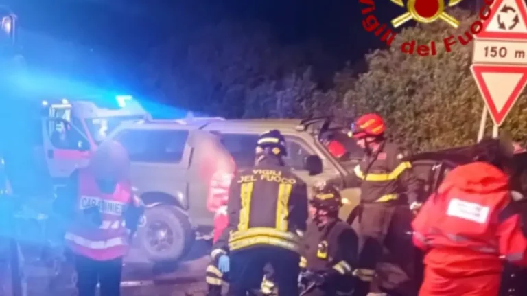 Palau, collision along State Road 125: three injured