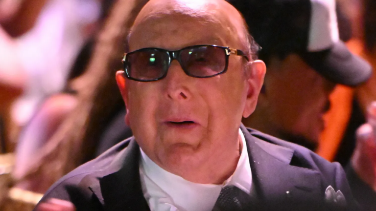 Music icon Clive Davis dies at 92 – FBC News