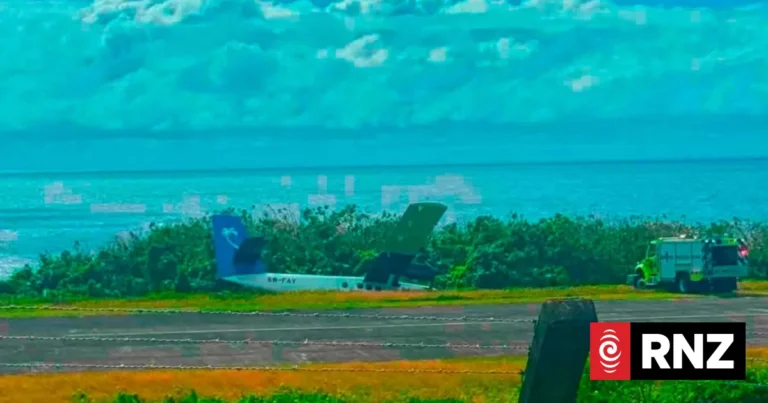 Crew member injured as Samoa Airways plane veers off runway