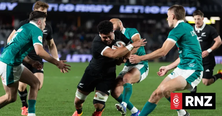 All Blacks blow Ireland away to extend Eden Park unbeaten streak