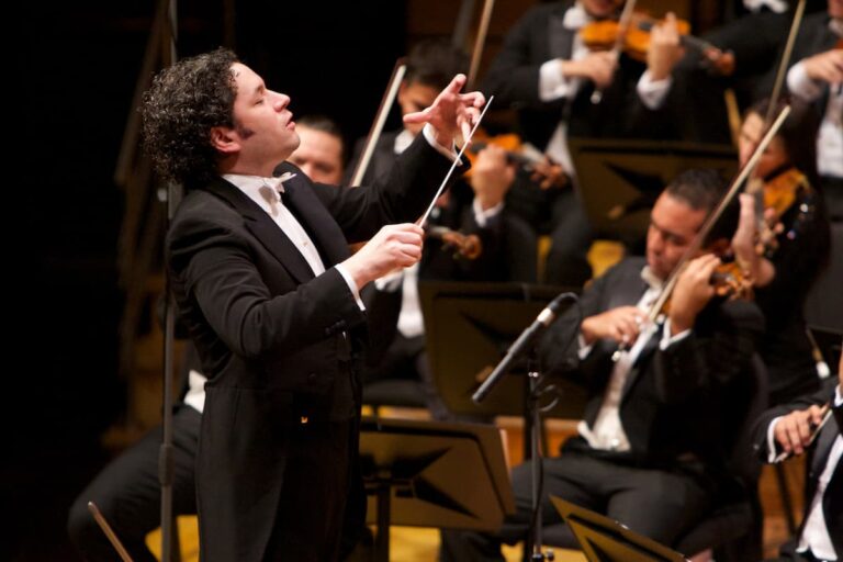 Gustavo Dudamel and the Orquesta de València Concert